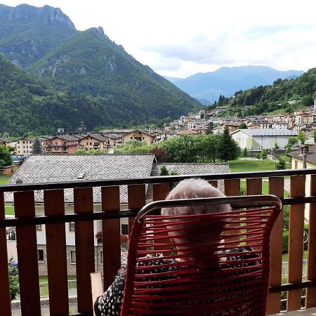 Bilocale A Piazza Brembana Apartman Kültér fotó