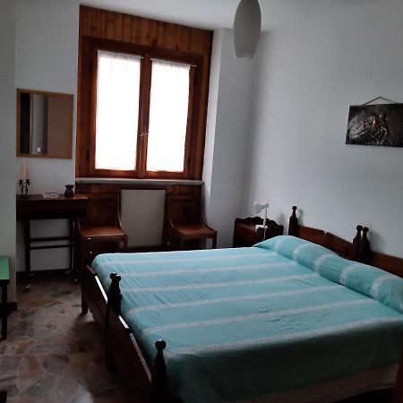 Bilocale A Piazza Brembana Apartman Kültér fotó