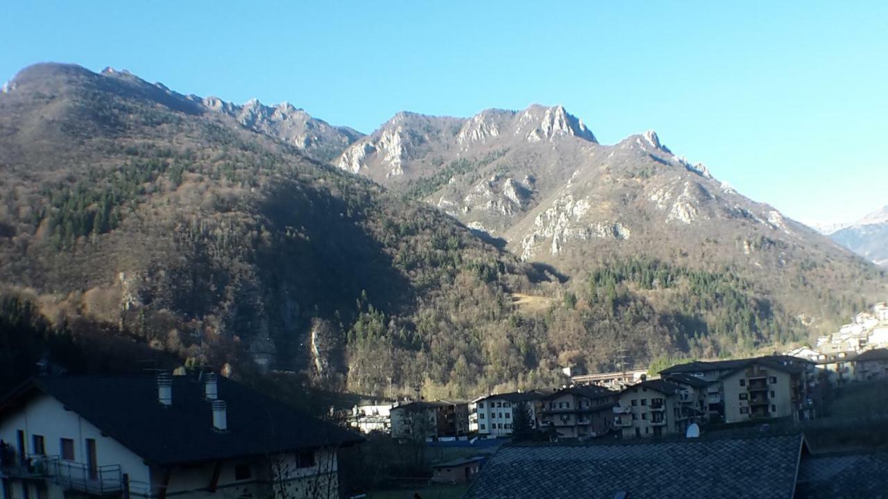 Bilocale A Piazza Brembana Apartman Kültér fotó
